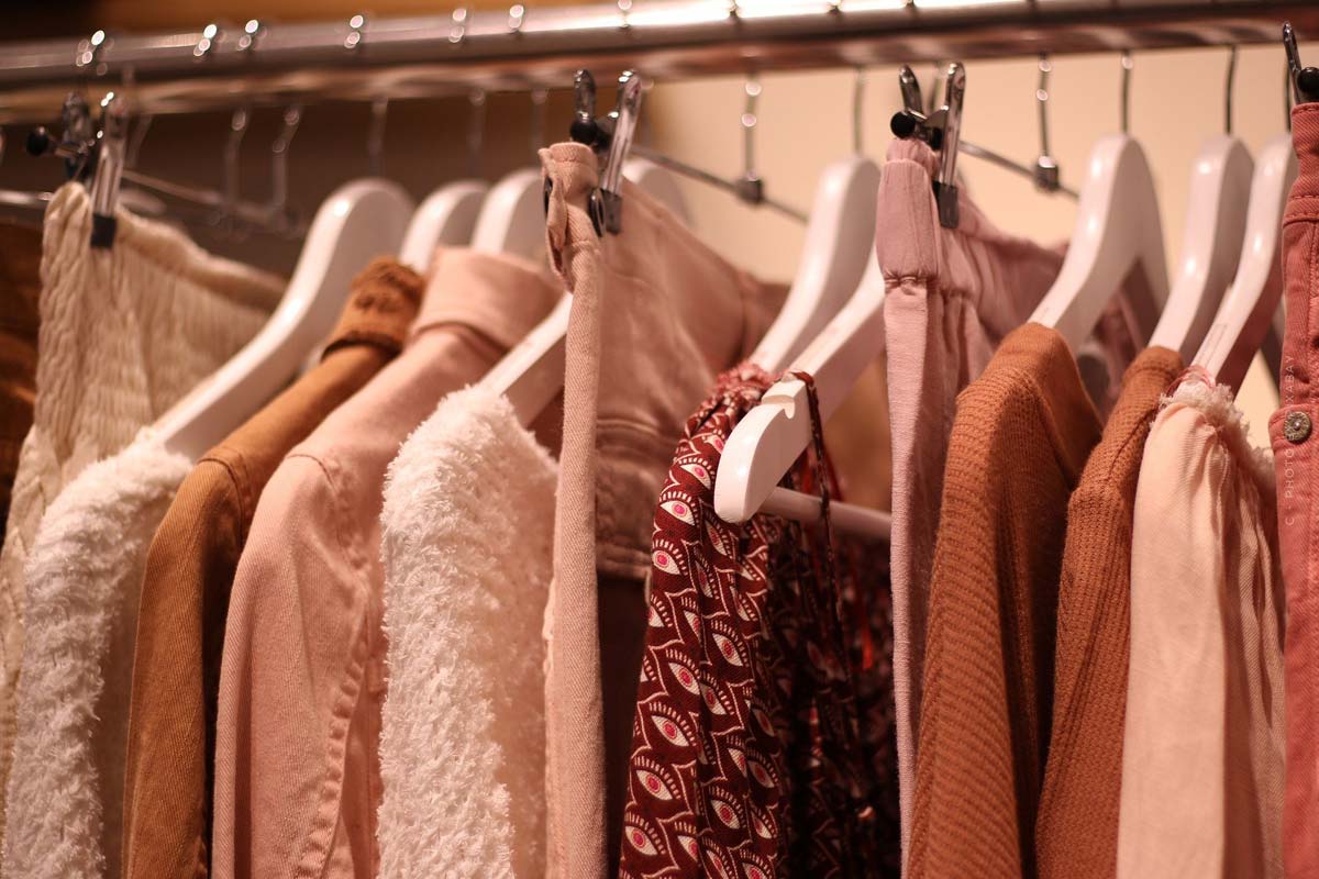 High Fashion Brands: Women x Men - Fashion from Balenciaga, Dior, Louboutin and Versace